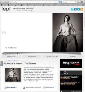 Captura de pantalla del blog web de la FEPFI con la foto de Toni Balanzà Torera mastectomizada