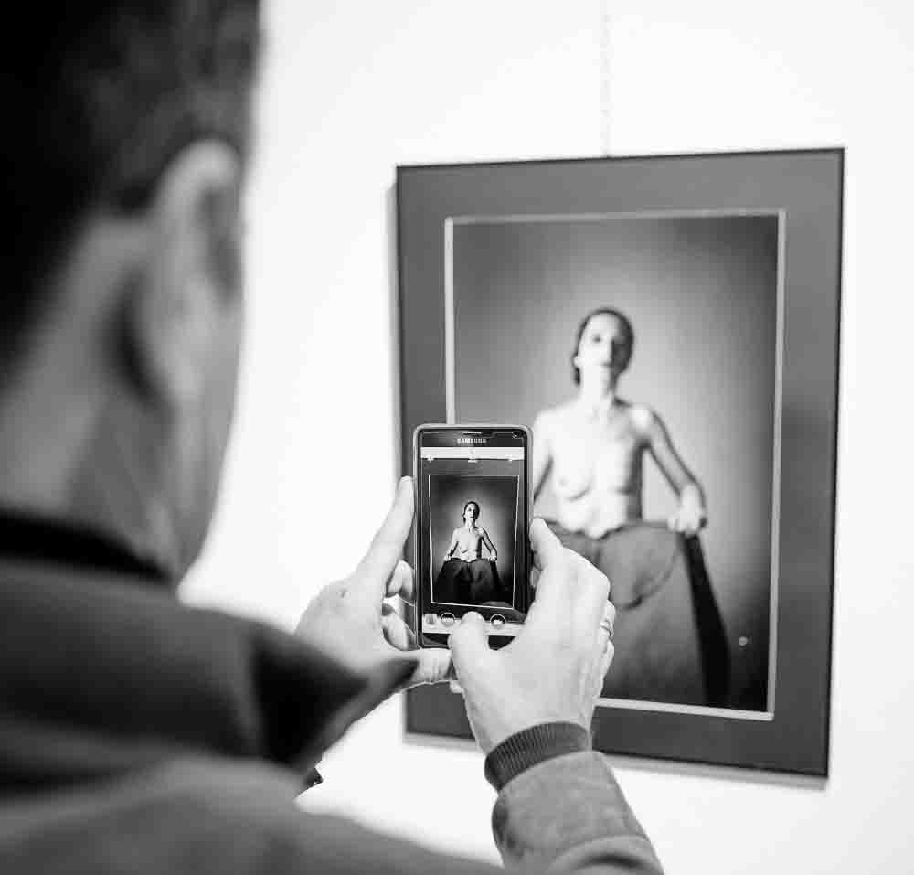 Toma de foto recuerdo de la Torero mastectomizada