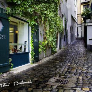 Calle de Lucerna en Suiza - Paseando junto al rio en Lucerna (Suiza), aparece esta calle.