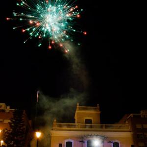 castillo de fuegos artificiales en la crida - 